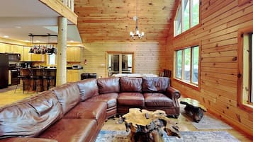 House (5 Bedrooms) | Property amenity