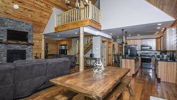 House (5 Bedrooms) | Property amenity