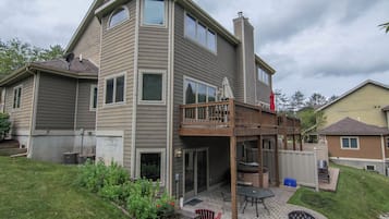 House (4 Bedrooms) | Property amenity