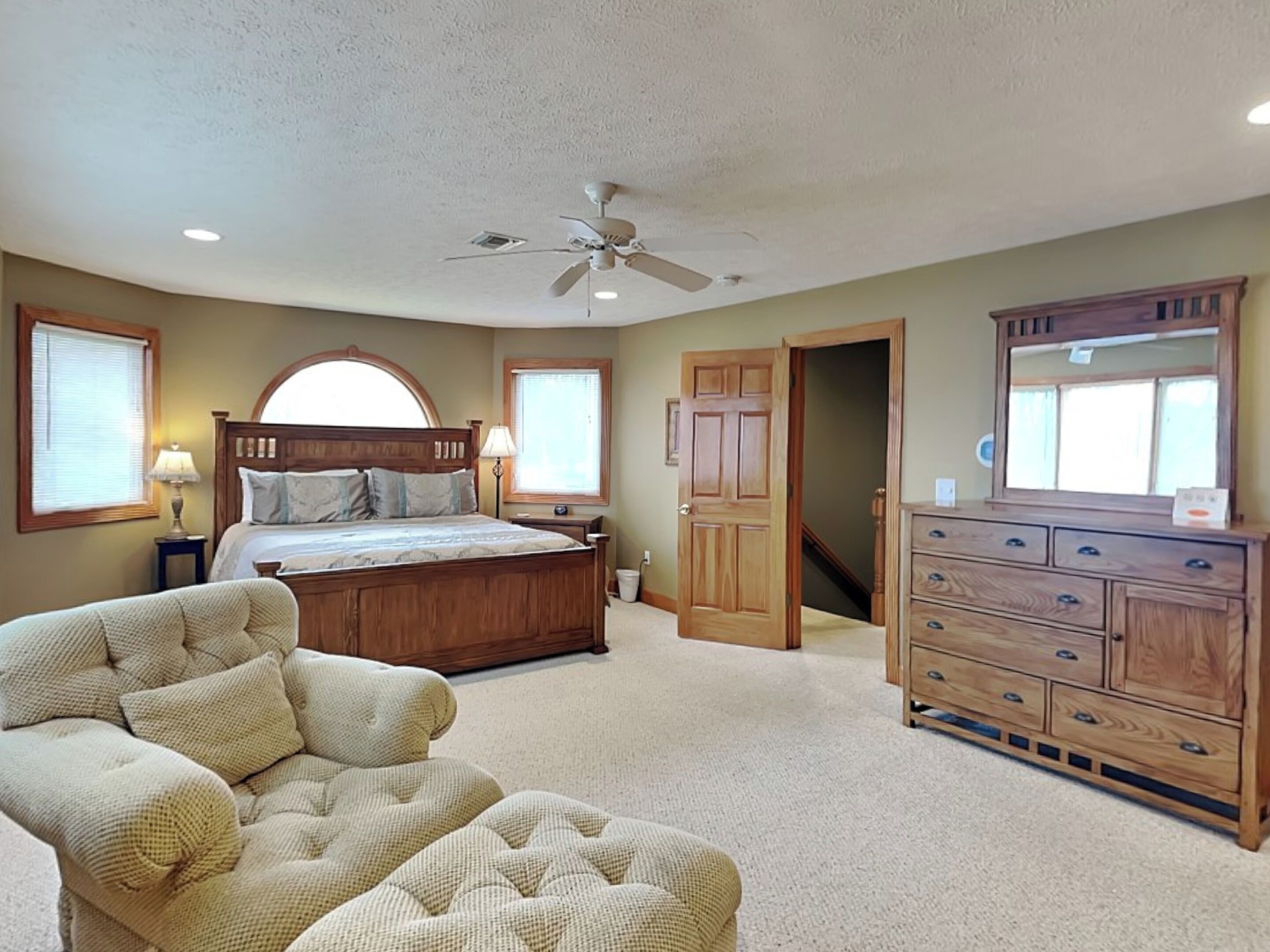 House (4 Bedrooms) | Property amenity