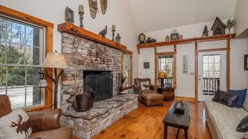 House (3 Bedrooms) | Property amenity