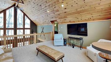 House (6 Bedrooms) | Property amenity