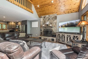 Casa (5 Bedrooms) | Servicio de la propiedad