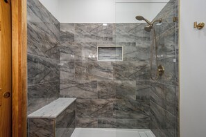 Property amenity - Moon Tower by Taylor Made Deep Creek (McHenry)