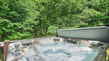 House (4 Bedrooms) | Property amenity