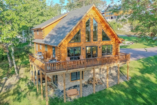 House (5 Bedrooms) | Exterior