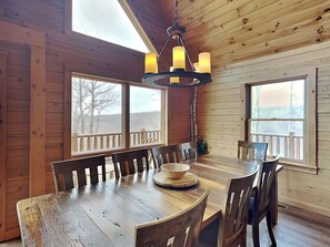 House (5 Bedrooms) | Property amenity