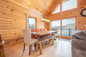 House, Multiple Beds, Hot Tub | Private kitchen | Fridge, microwave, oven, stovetop