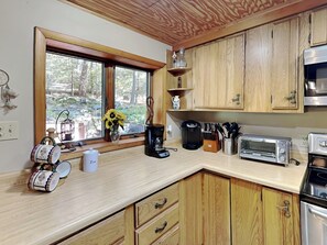 House (2 Bedrooms) | Property amenity - Mountain Escape by Taylor Made Deep Creek (McHenry)