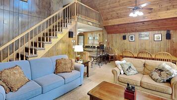 House (5 Bedrooms) | Property amenity