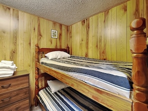 House (5 Bedrooms) | Property amenity