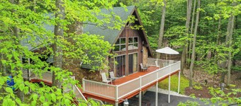 Mountain House by Taylor Made Deep Creek
