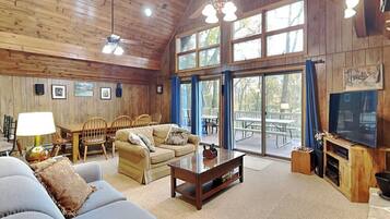 House (5 Bedrooms) | Property amenity