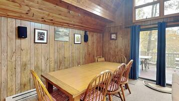 House (5 Bedrooms) | Property amenity