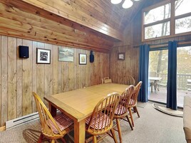 House (5 Bedrooms) | Property amenity