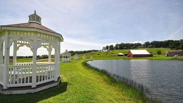 House (4 Bedrooms) | Property amenity