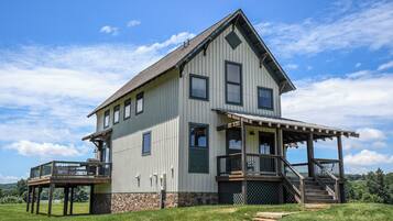 House (4 Bedrooms) | Property amenity