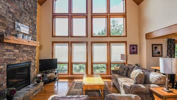 House (4 Bedrooms) | Property amenity