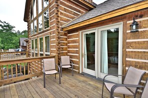 House (4 Bedrooms) | Property amenity