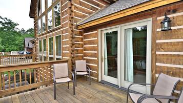 House (4 Bedrooms) | Property amenity