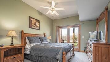 House (4 Bedrooms) | Property amenity