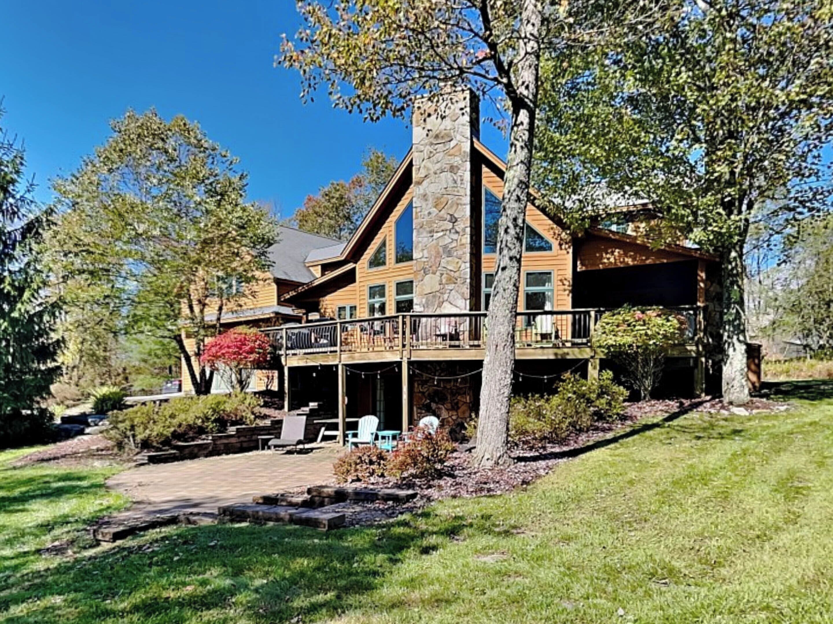 House (5 Bedrooms) | Front of property