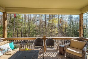 Studio (5 Bedrooms) | Property amenity