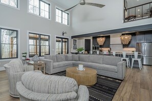 Casa (5 Bedrooms) | Servicio de la propiedad