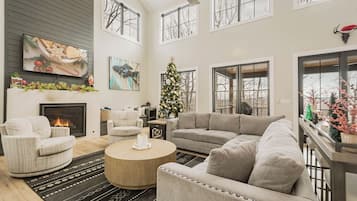 Casa (5 Bedrooms) | Servicio de la propiedad