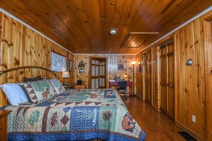 Casa, varias camas, hidromasaje | 5 habitaciones, wifi gratis y ropa de cama 