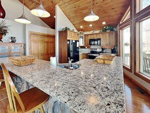 Casa (5 Bedrooms) | Comodidades da propriedade