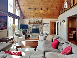 House (5 Bedrooms) | Property amenity