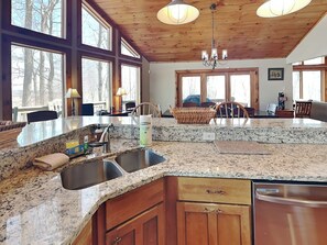 Casa (5 Bedrooms) | Comodidades da propriedade