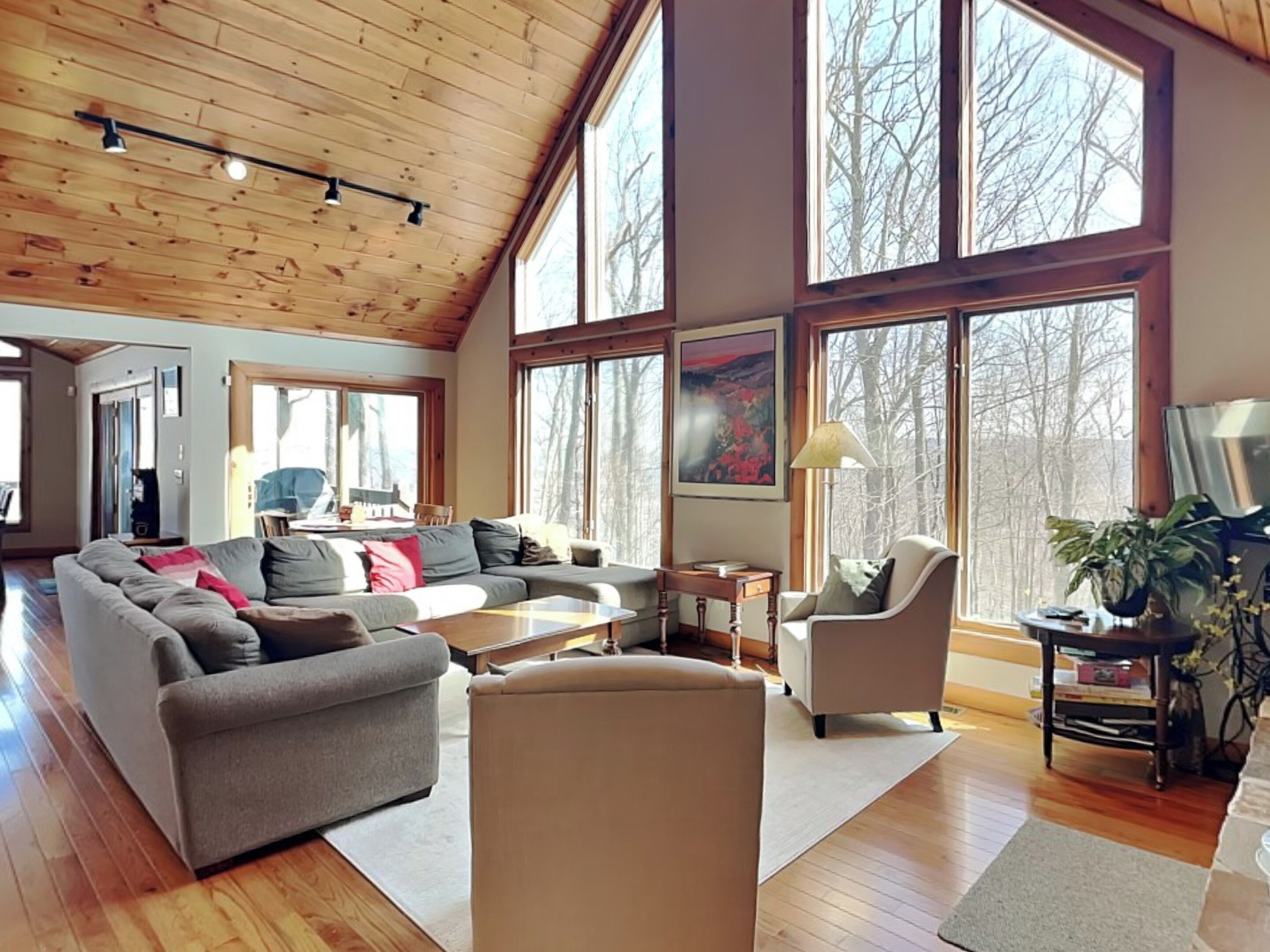 House (5 Bedrooms) | Property amenity