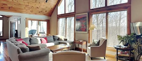 House (5 Bedrooms) | Property amenity