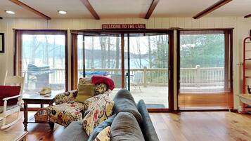 Rumah (6 Bedrooms) | Fasilitas properti