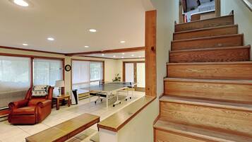 House (6 Bedrooms) | Property amenity