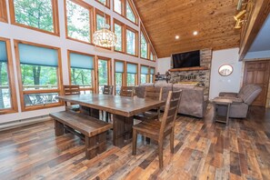 House (4 Bedrooms) | Property amenity - Over the Rainbow by Taylor Made Deep Creek (McHenry)