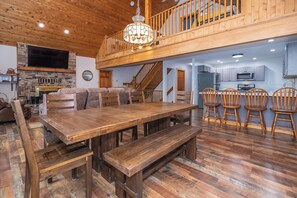 House (4 Bedrooms) | Property amenity - Over the Rainbow by Taylor Made Deep Creek (McHenry)