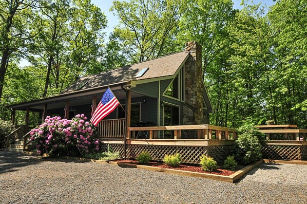 Exterior - Paradise at Penn Cove (Oakland)