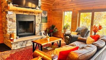 House (5 Bedrooms) | Property amenity