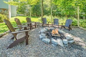 House (4 Bedrooms) | Property amenity - Picture Perfect by Taylor Made Deep Creek (Oakland)