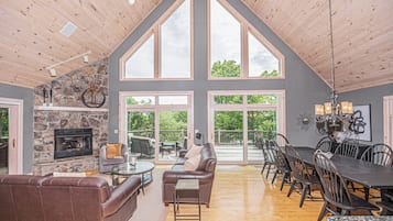 House (5 Bedrooms) | Property amenity