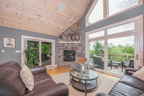 House (5 Bedrooms) | Property amenity - Play-a-way Chalet by Taylor Made Deep Creek (McHenry)