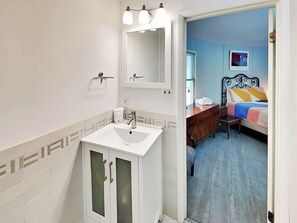 House (3 Bedrooms) | Property amenity