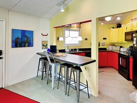 House (3 Bedrooms) | Property amenity