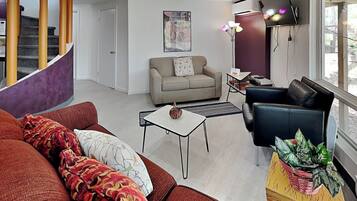 House (3 Bedrooms) | Property amenity