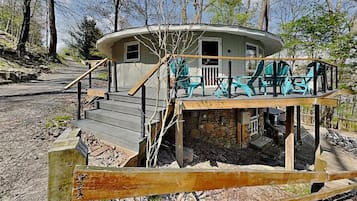 House (3 Bedrooms) | Property amenity