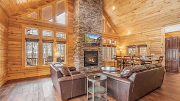 House (4 Bedrooms) | Property amenity