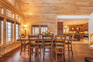 Property amenity - Rockledge Manor by Taylor Made Deep Creek (McHenry)